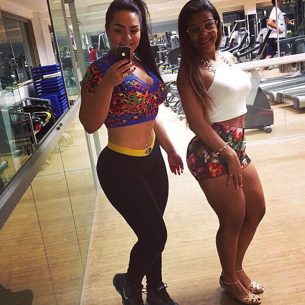 25P Brazilian Mulher Melancia Instagram (by Hellboykingop)