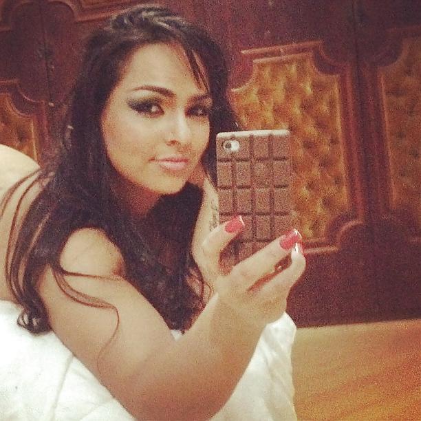 25P Brazilian Mulher Melancia Instagram (by Hellboykingop)