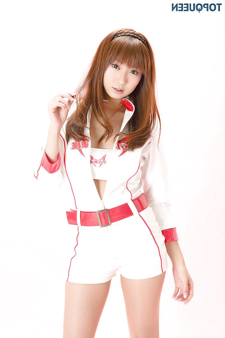 11P Japan girl 