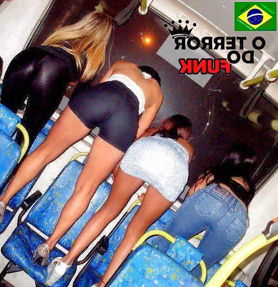 25P Brazilian Woman 16