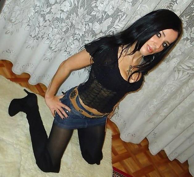 25P Queens in Jeans LLXVI