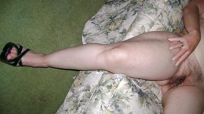 14P Gray Haired Whore 20110611