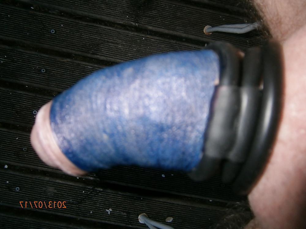 14P Cumshot public exhib flashcock shemale masturbation queue