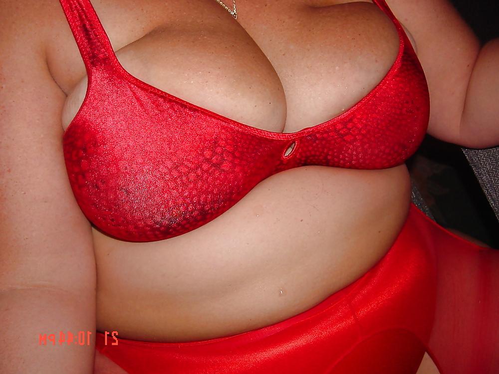25P More pics of this fat florida slut...such a good slut....