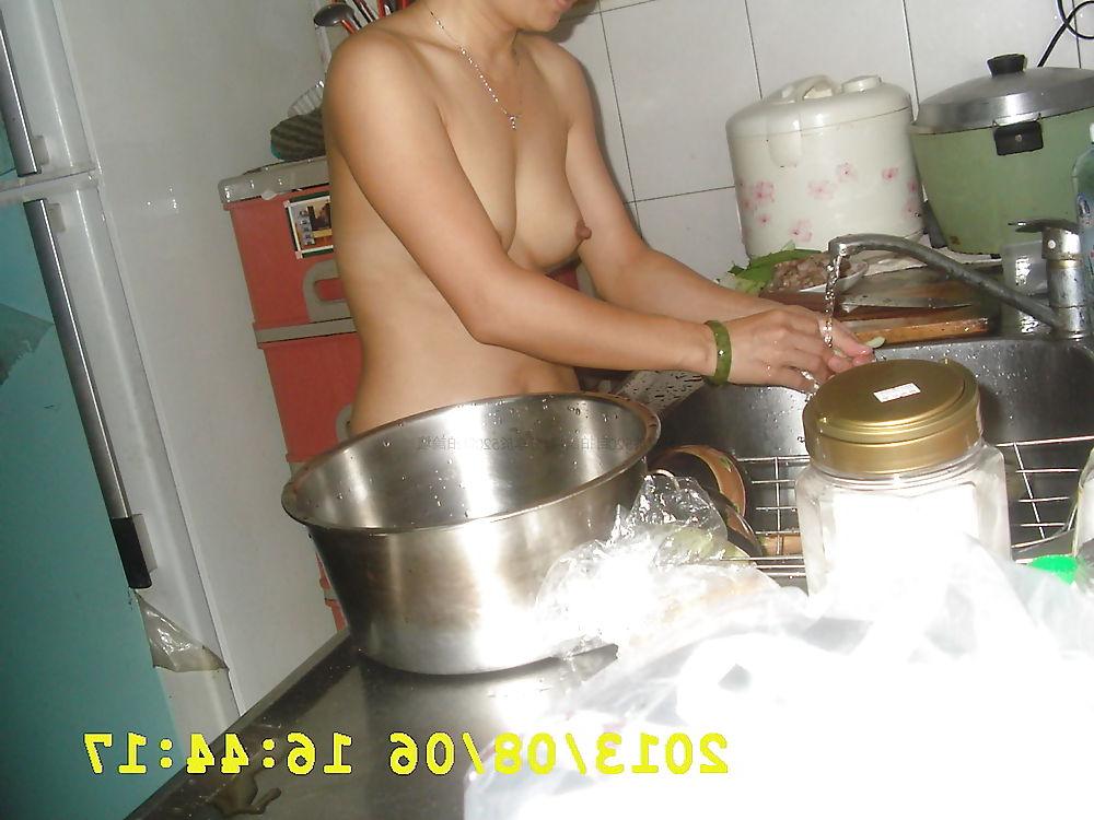 7P Chinese couple nude in kitchen
