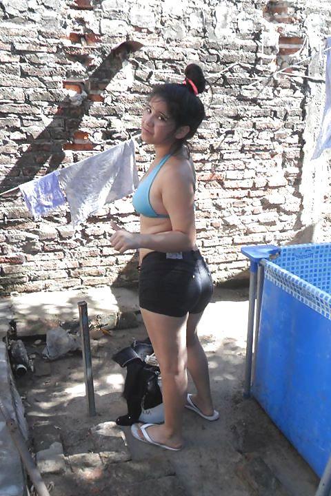 7P Argentinian girl: consuela