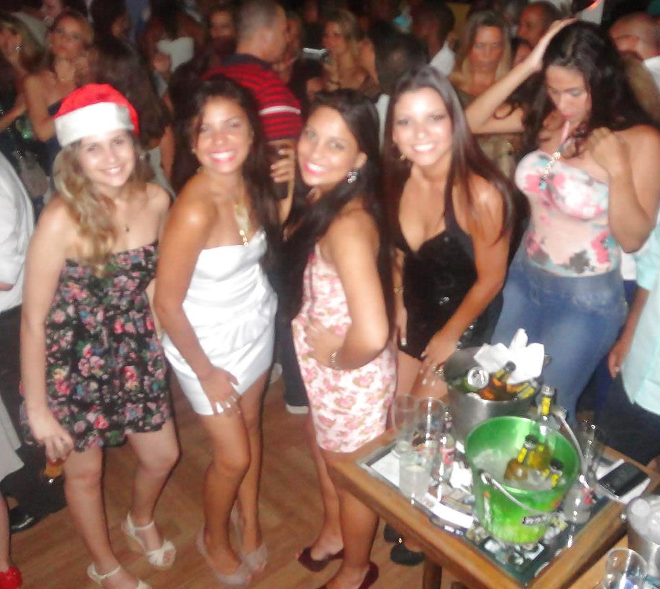 25P Brazilian Woman 14