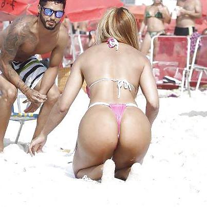 25P Brazilian Woman 17