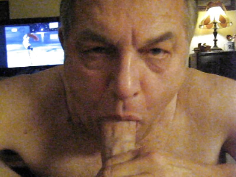 23P Grandpa Bill loves to play with grandson