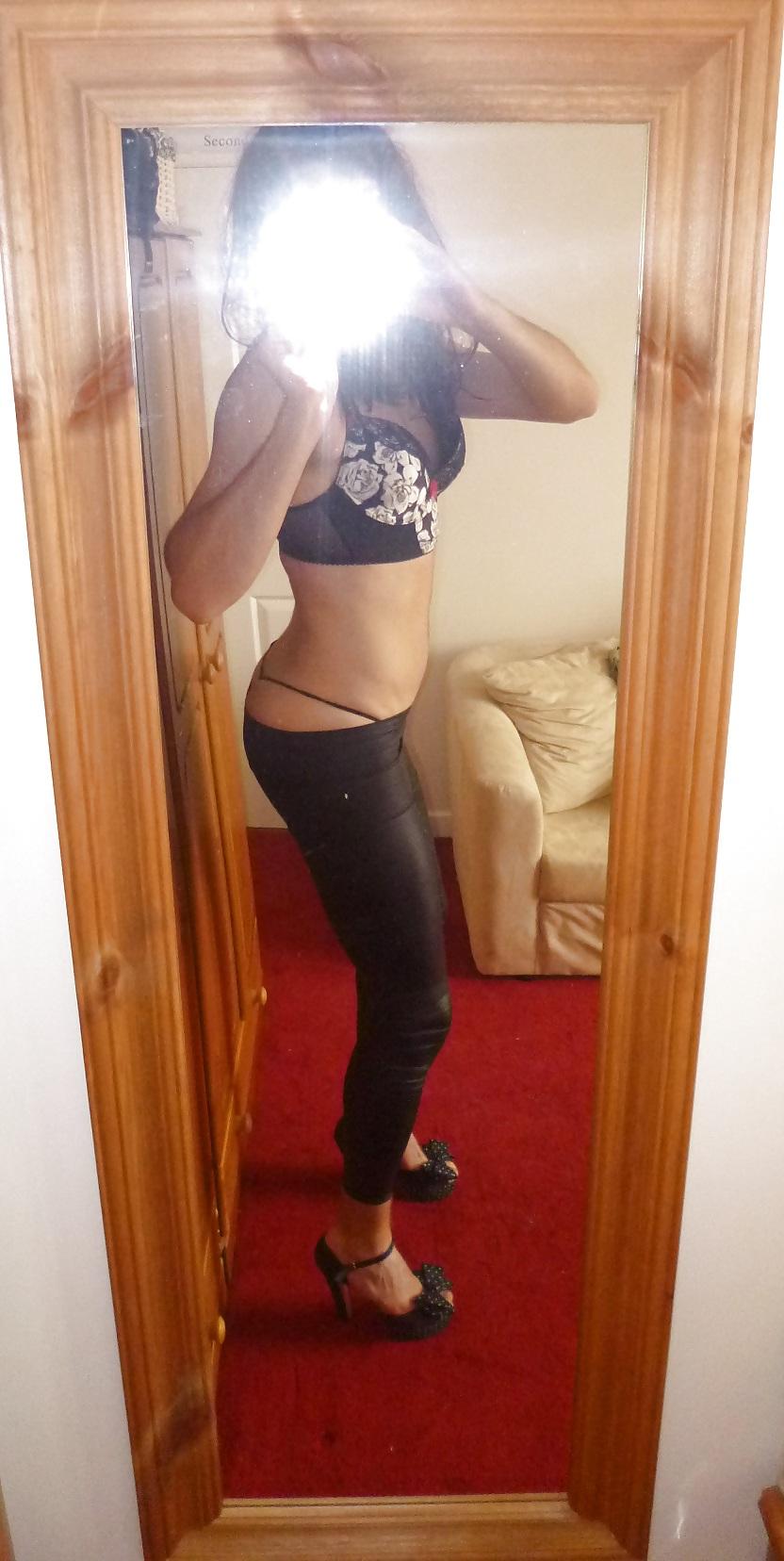 6P Mirror mirror on the wall, who is the sluttyest of them all