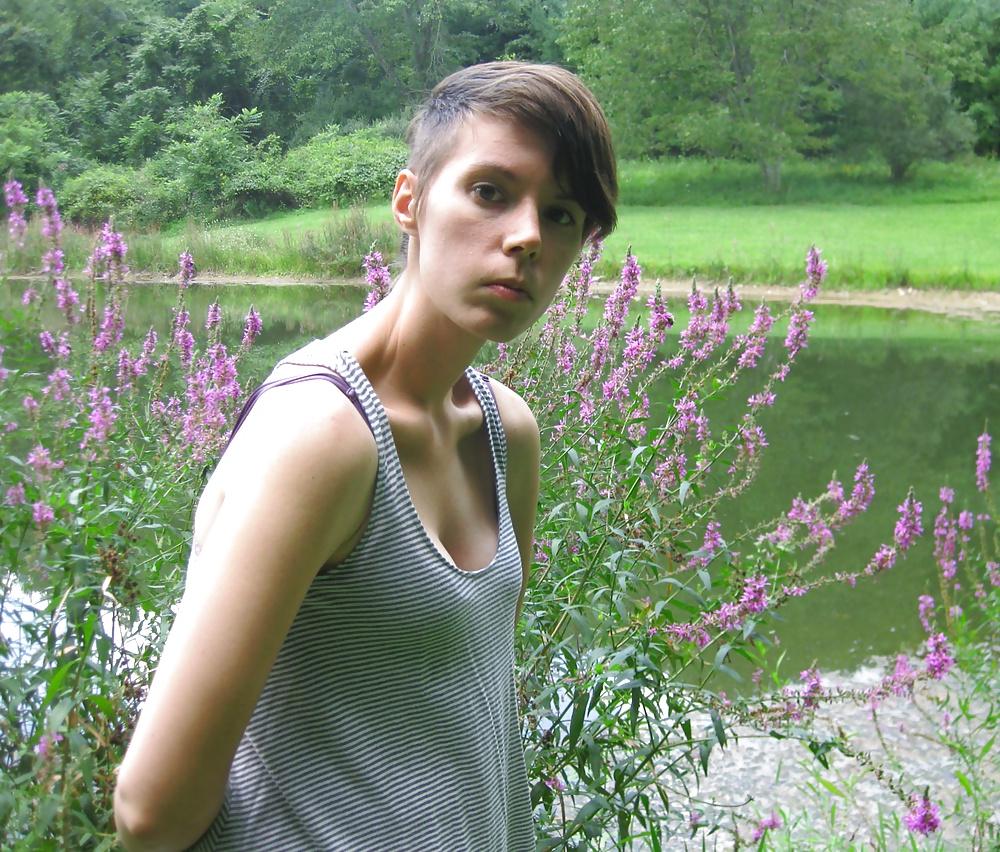 25P Short haired androgynous girls