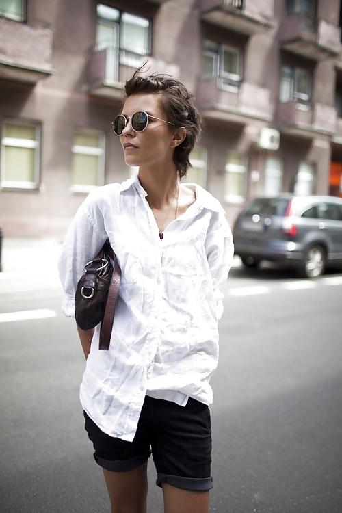 25P Short haired androgynous girls