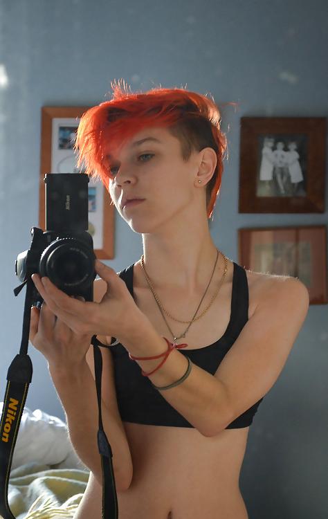 25P Short haired androgynous girls
