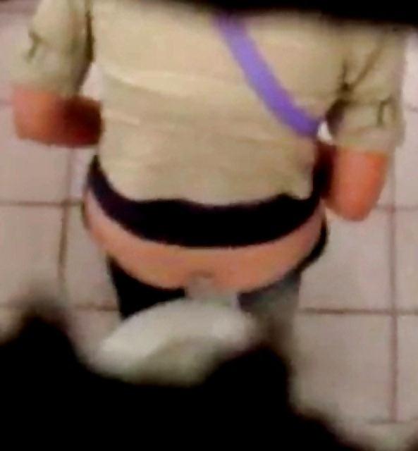 12P Spy Bathroom Girl 7