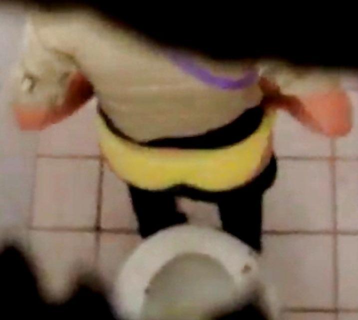 12P Spy Bathroom Girl 7
