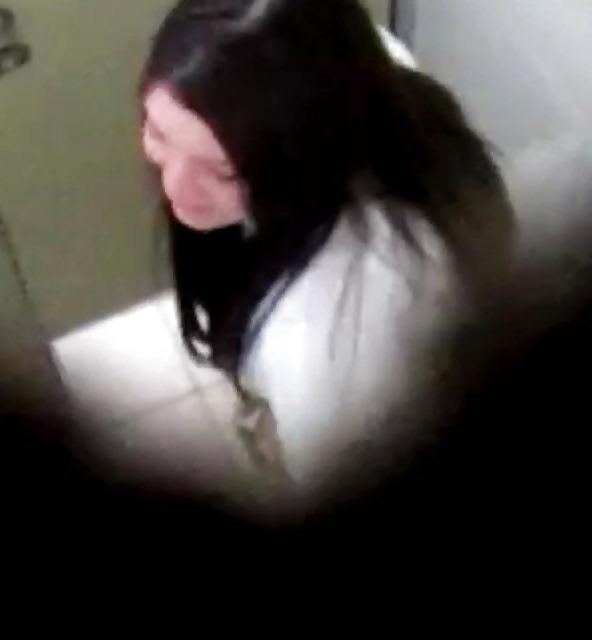 12P Spy Bathroom Girl 13 Nice