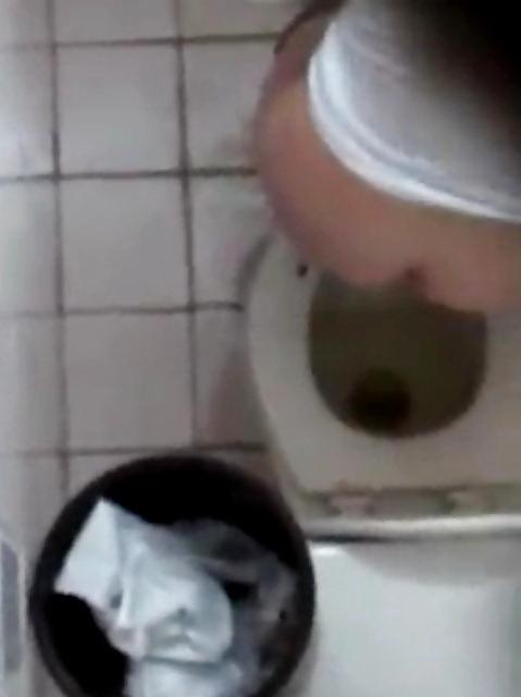12P Spy Bathroom Girl 13 Nice