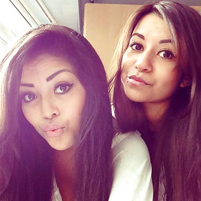 16P SEXY TEENS- MY FRIEND AND I ? Private photos