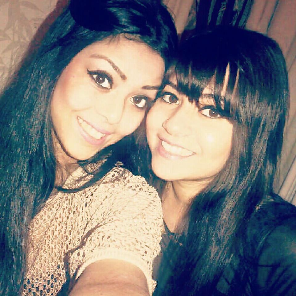 16P SEXY TEENS- MY FRIEND AND I ? Private photos