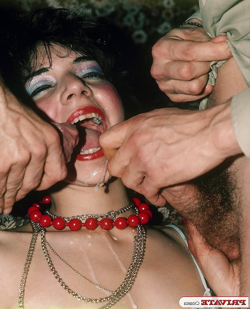 20P SH Retro Ladies Reciving Cum MMF