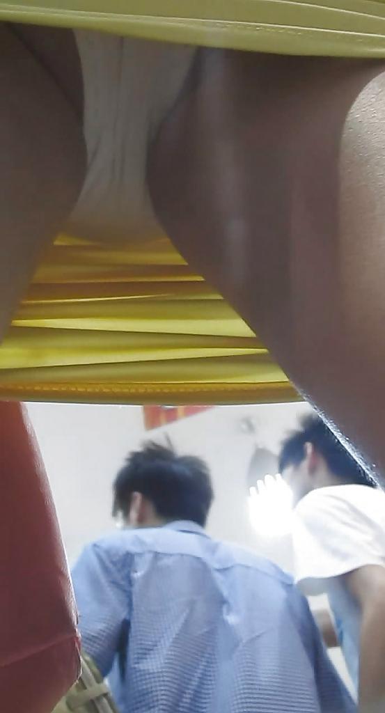 13P Pretty chinese girl in public