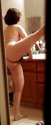 25P Vintage Army MILF Vicky