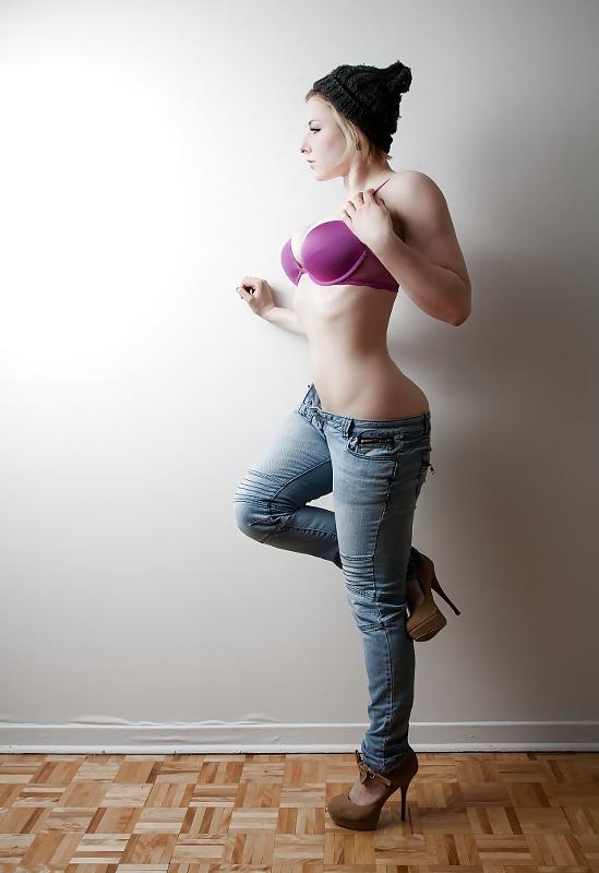 25P Busty Goddesses - Short Haired Girls With Huge Breasts, 12