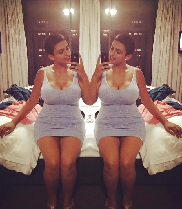 25P Busty Goddesses - Short Haired Girls With Huge Breasts, 12
