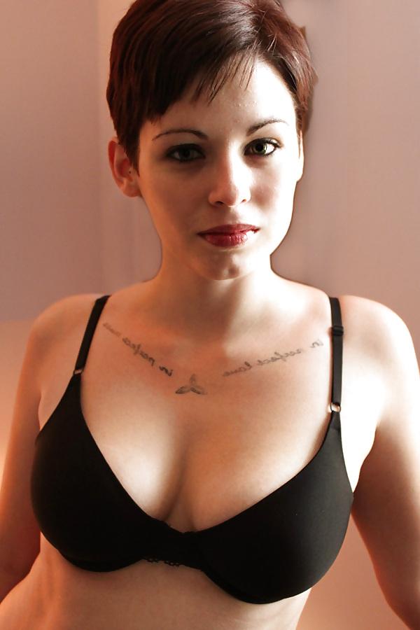 25P Busty Goddesses - Short Haired Girls With Huge Breasts, 12