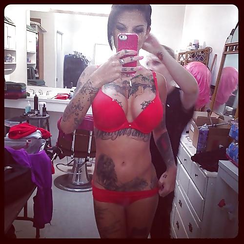 25P Plastic bimbo
