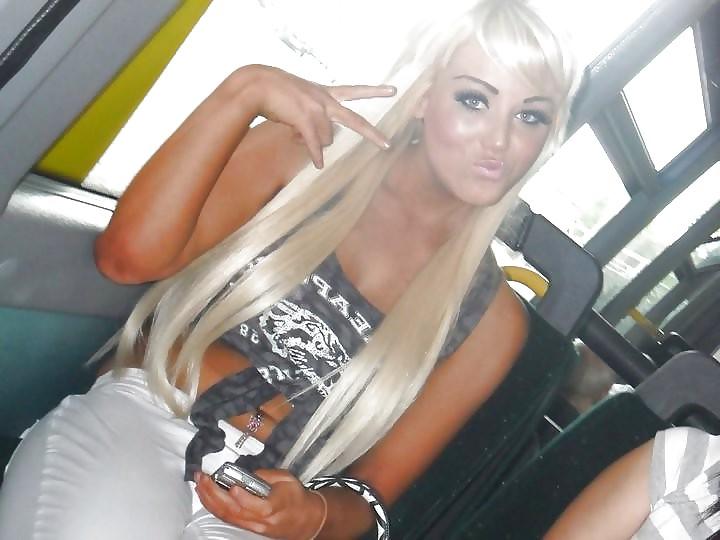 24P Bimbo's