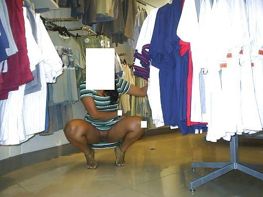 20P Brazilians public flashers