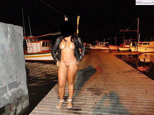 20P Brazilians public flashers