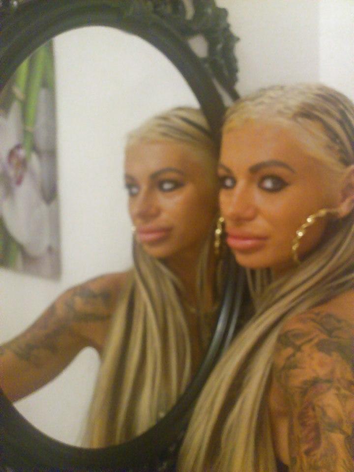 24P Bojana: Plastic Bimbo