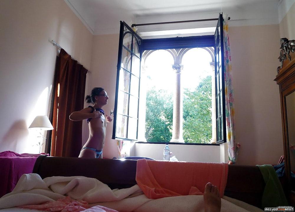 9P My wife naked in bathroom
