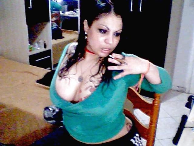 25P Cat1975 - play on web cam (amateur, Brazil)