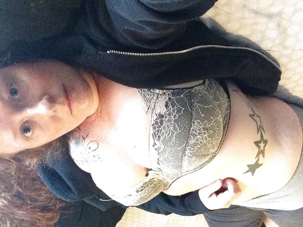 25P MAKENZIE--RED HEAD MILF!!
