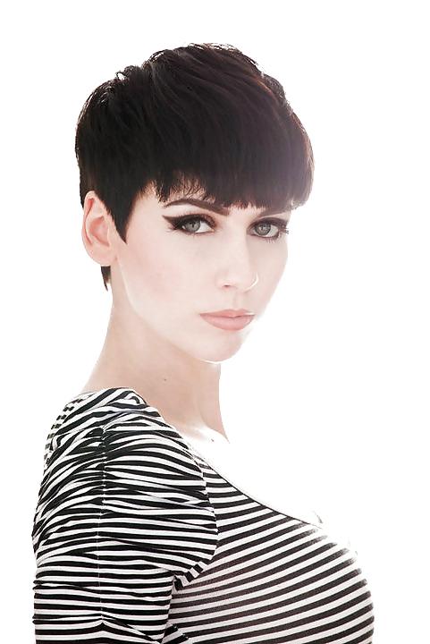 25P Busty Goddesses - Short Haired Girls With Huge Breasts, 8