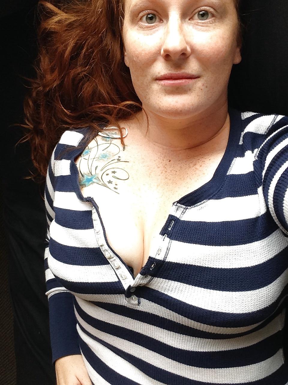7P MAKENZIE--RED HEAD MILF!!