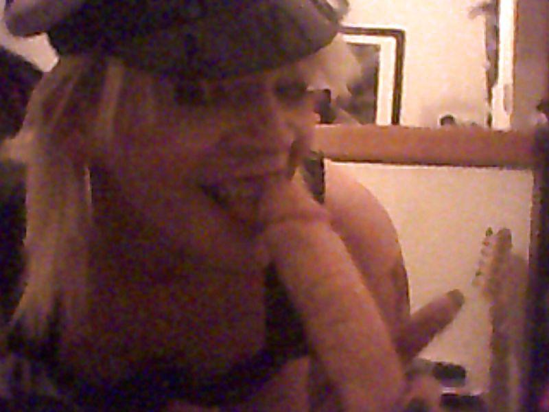10P Pleasing the mistress