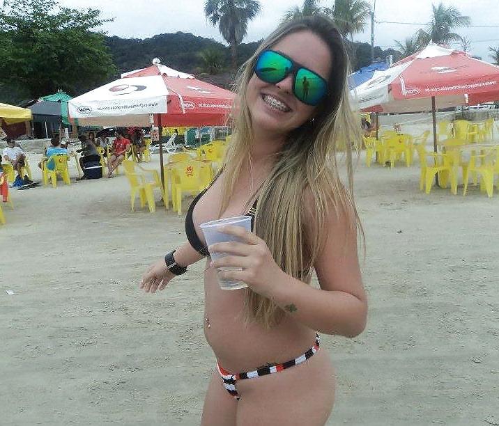25P Brazilian Blonde Whore