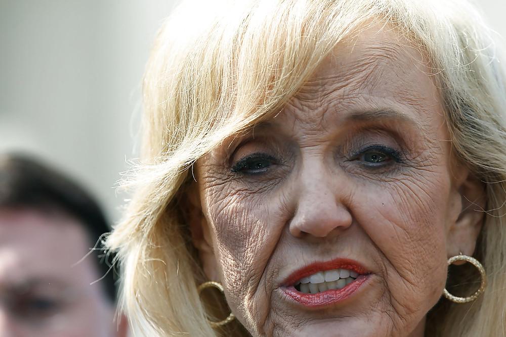 25P Love jerking off to Conservative Jan Brewer