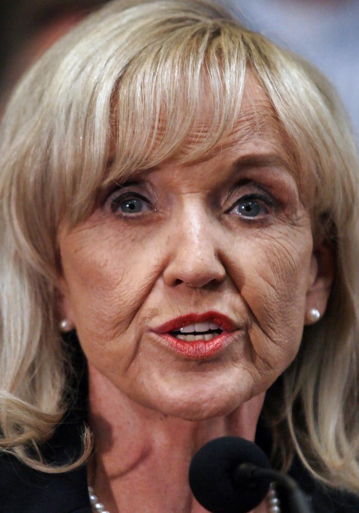 25P Love jerking off to Conservative Jan Brewer