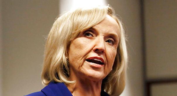 25P Love jerking off to Conservative Jan Brewer