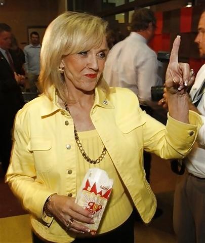 25P Love jerking off to Conservative Jan Brewer