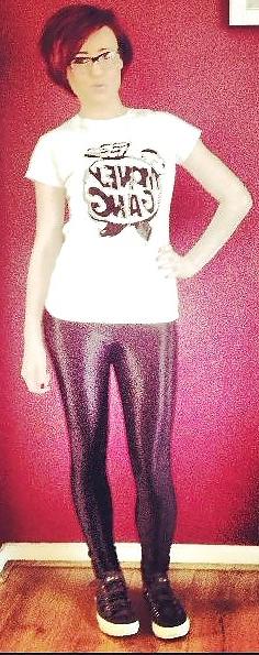 25P Sluts in tight pants! 15 