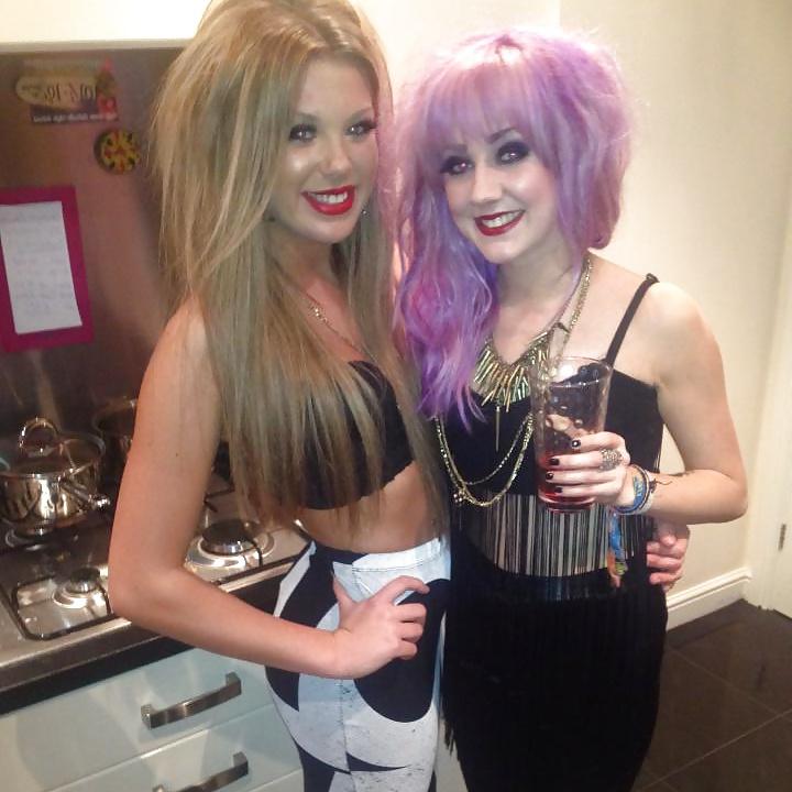 25P Sluts in tight pants! 15 