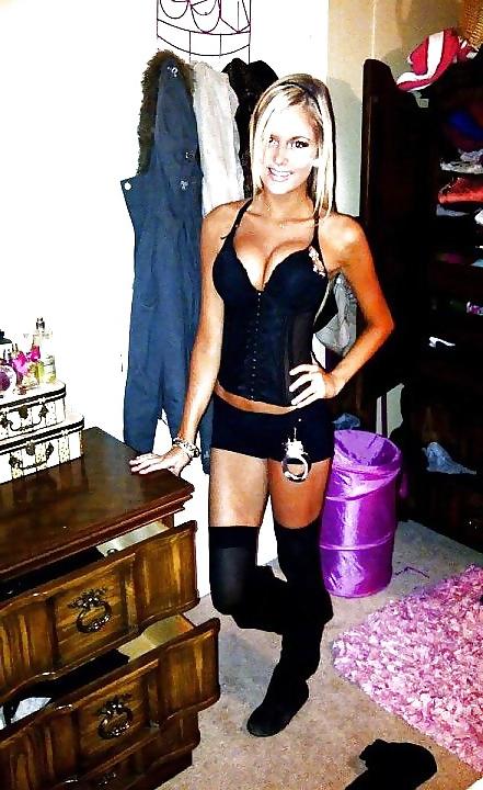 25P Plastic bimbo 4