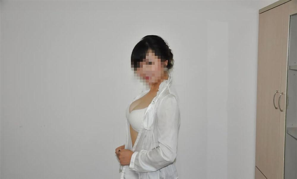 25P Chinese secretary fucked at work