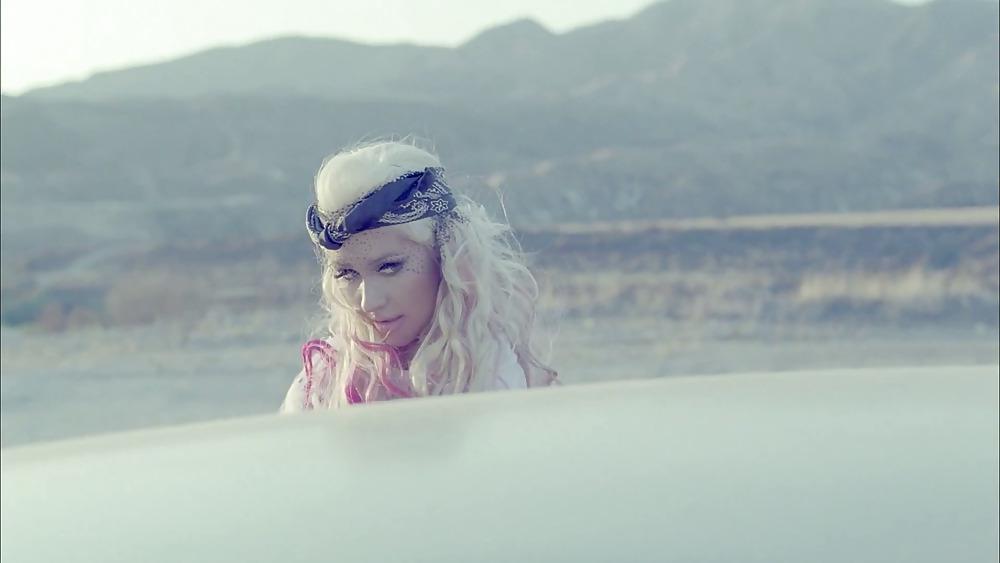 25P Stills from music videos I like